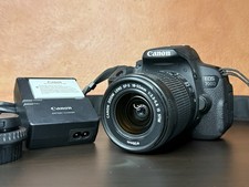 Canon EOS 700D + EF-S 18-55mm