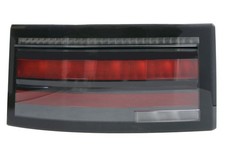 Rear lamp left to suit LAND