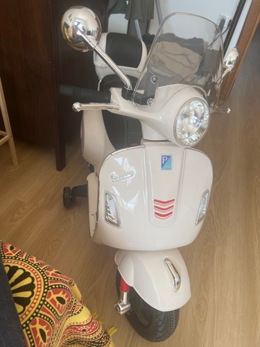 Moto giocattolo vespa piaggio - giocattolo,