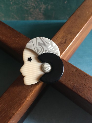 Vintage broche femme stylée - femme,