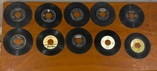 10 dischi in vinile 45 giri
