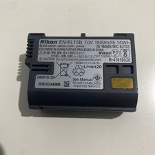 Nikon EN-EL15 Batteria originale 1900 mAh per fotocamere reflex e mirrorless.