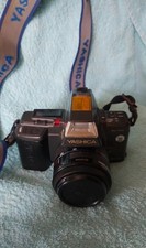 Set FOTOCAMERA Yashica 230 AF Analogica + 2 Obiettivi  Kyocera 35-70 mm/70-210mm