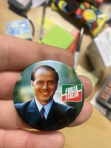 Spilla silvio berlusconi - silvio,