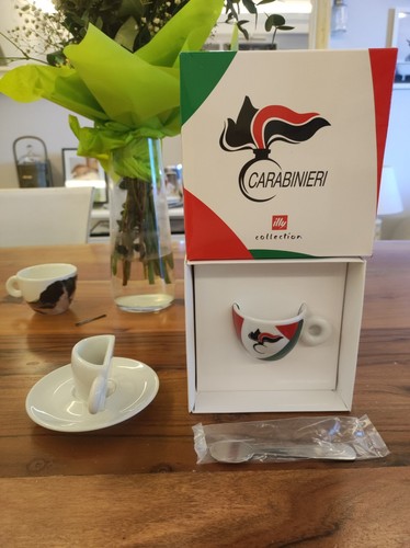 Illy coffee cul arma - illy,
