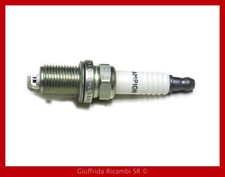 4x Candele di Accensione Auto CHAMPION RC10YCL Dacia Dokker Nissan Primera