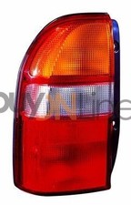 FANALE POSTERIORE SINISTRO CON PORTALAMPADA SUZUKI GRAND VITARA 01/99 > 01/05