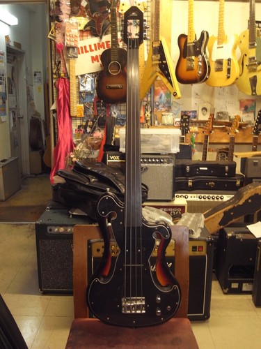 Eastwood guitars eub - eastwood,