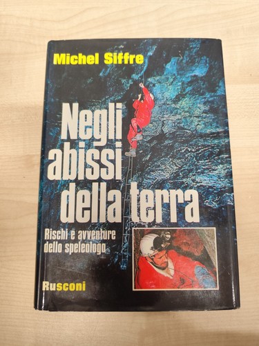 Libro negli abissi della - negli,