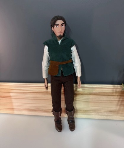 Disney store tangled - disney, flynn