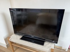 🍊2011 Sony Bravia 32"