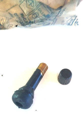 Valvola pneumatico tubeless - pneumatico,