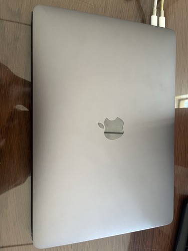Macbook pro 2017 - 13”,
