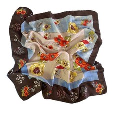 Foulard in seta multicolore fantasia fiori