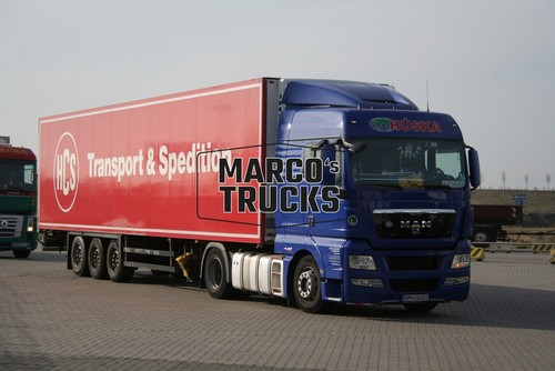 Truck photo man - photo, box