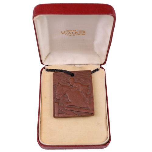 Collana con ciondolo - , da