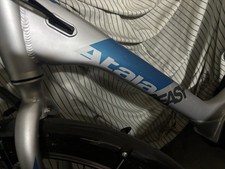Bicicletta pedalata - a,