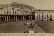 Italie, Naples, Piazza del