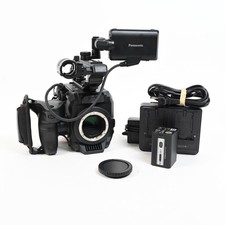 Panasonic AU-EVA1 5.7K Super