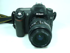 Nikon D 50 con Nikkor AF 28-70/3,5-4,5 fotocamera reflex digitale set