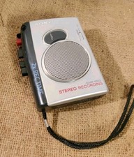 Sony TCS-30D Walkman registratore a cassette stereo vintage cassette Deck 