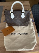 Louis Vuitton Speedy