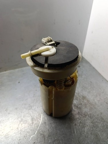 Pompa carburante nel serbatoio