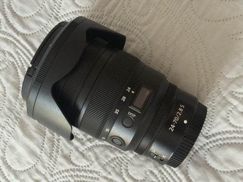 Nikon nikkor 8 vr - nikkor, s