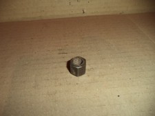 MOTORE FANTIC MINARELLI SP6 50 (6 MARCE) VITE DADO CHIUSURA VOLANO