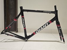 Giant TCR Advanced Carbon Road