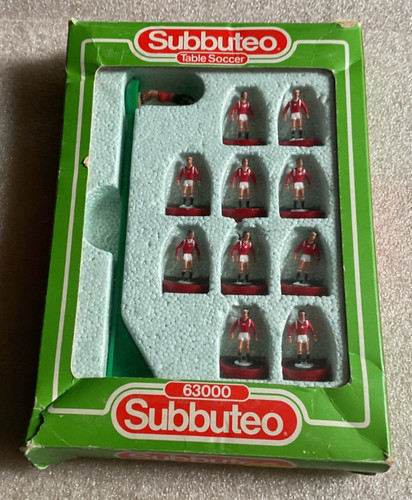 Subbuteo ref 574 w - ref, l/w