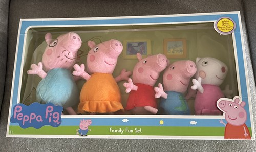 Peppa pig family fun plush - peppa,