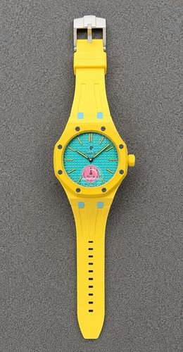 Nuovissimo swatch royal - nuovissimo,