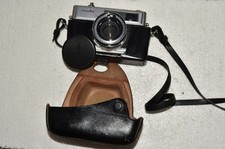 Fotocamera a telemetro giapponese Minolta Hi-Matic 7S con obiettivo 45 mm f/1.8