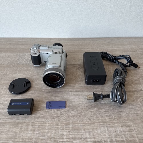 Fotocamera digitale sony - fotocamera,