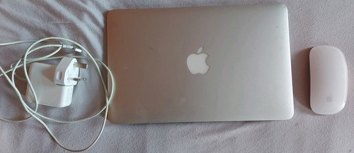 Apple macbook air pollici - apple,