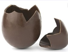 Uovo Di Cioccolato Fondente Al
