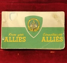 C259 - Libretto per il riconoscimento delle divise NATO - Edito da Alto Comando