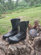 Stivali allacciati laterali