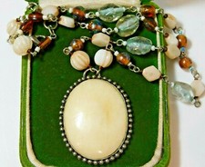 Collana Con Pendente In Vetro