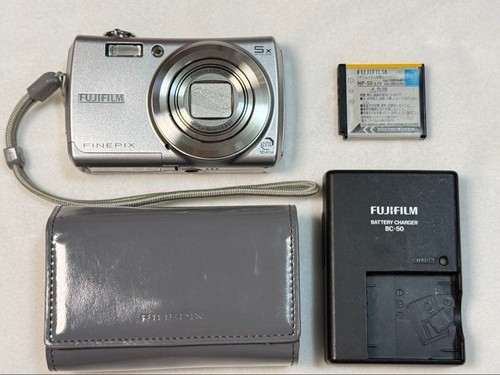 Fotocamera digitale compatta