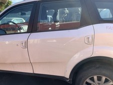 PORTIERA POSTERIORE SINISTRA PER MAHINDRA XUV500 1° Serie (11>)