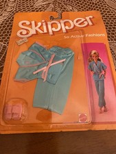 ABITO BAMBOLA SKIPPER NELLA SUA CONFEZIONE ( 2238) 1985