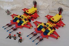 lego space x2 galaxy espace 6980 rouge et jaune , police