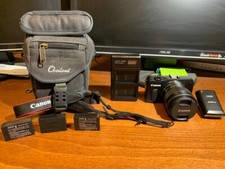 macchina fotografica digitale canon EOS M accessoriata condizioni eccellenti