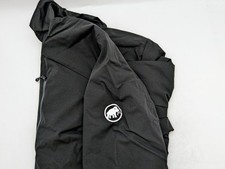Giacca isolata Mammut L