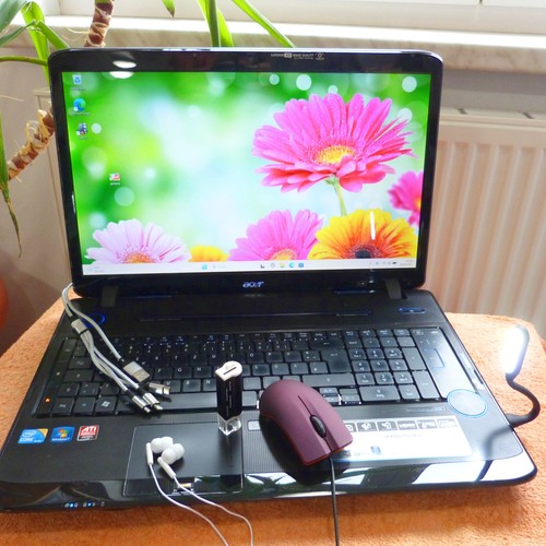 Acer 8942 cinema - , monster