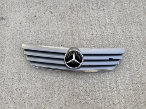 Griglia anteriore mercedes - griglia,
