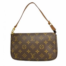 LOUIS VUITTON Pochette