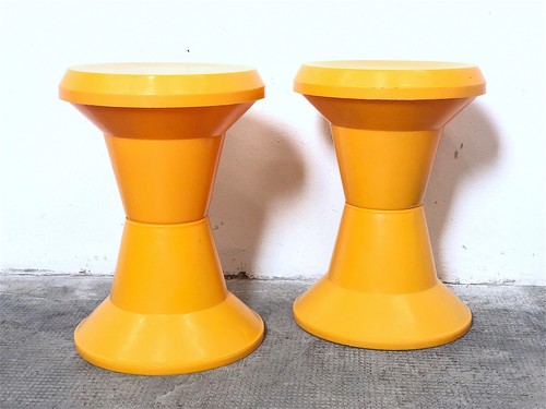 Coppia sgabelli space age - sgabelli,